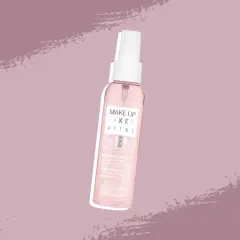 Fijador de maquillaje Vital 5 en 1 de Deliplus, ideal para preparar y fijar tu look.