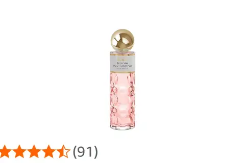 Frasco de perfume rosa con tapa dorada. "Ironie by Saphir" indica su equivalencia.