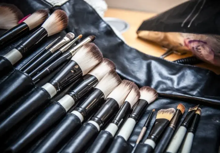 Las mejores brochas y maquillaje: elige las herramientas adecuadas