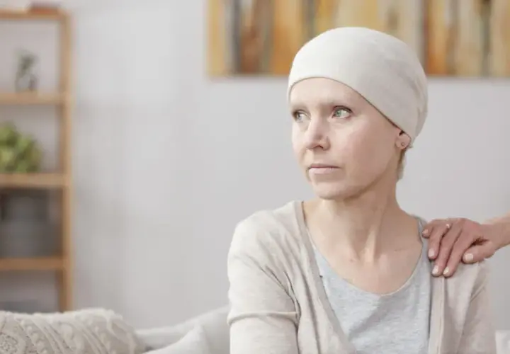 La verdad sobre la caída del pelo con quimio o radio y su impacto