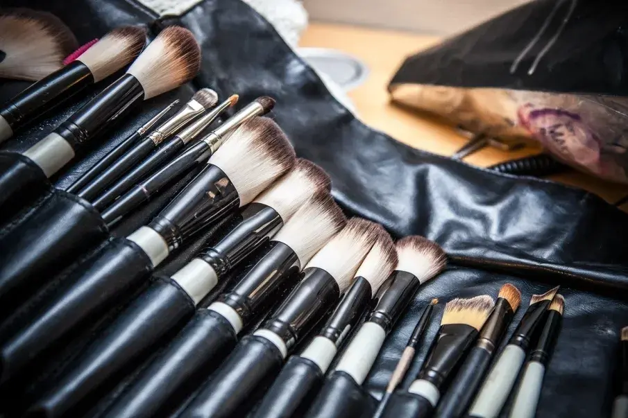 Las mejores brochas y maquillaje: elige las herramientas adecuadas
